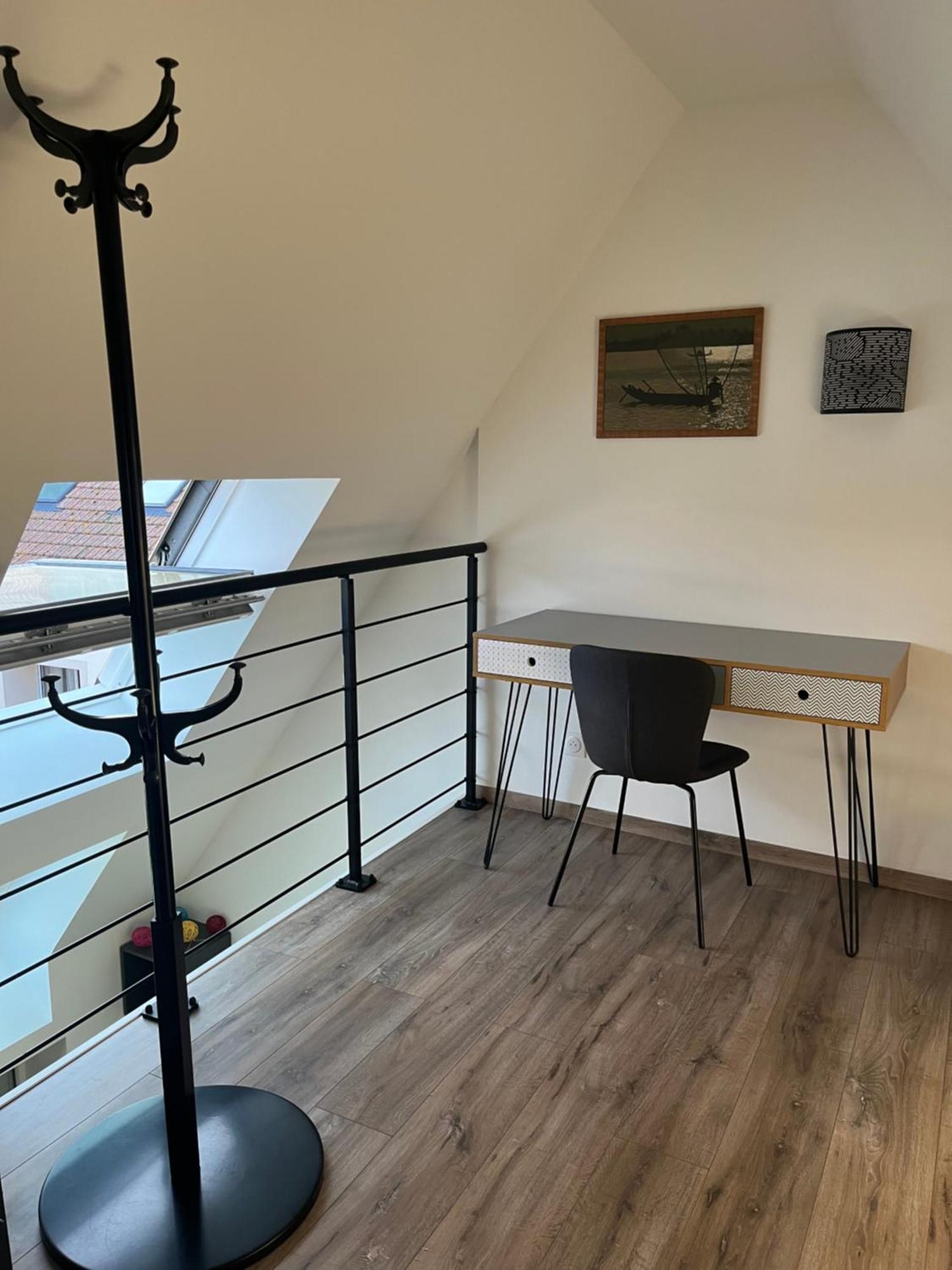 Maison Renovee Au Calme Bieville-Beuville Εξωτερικό φωτογραφία
