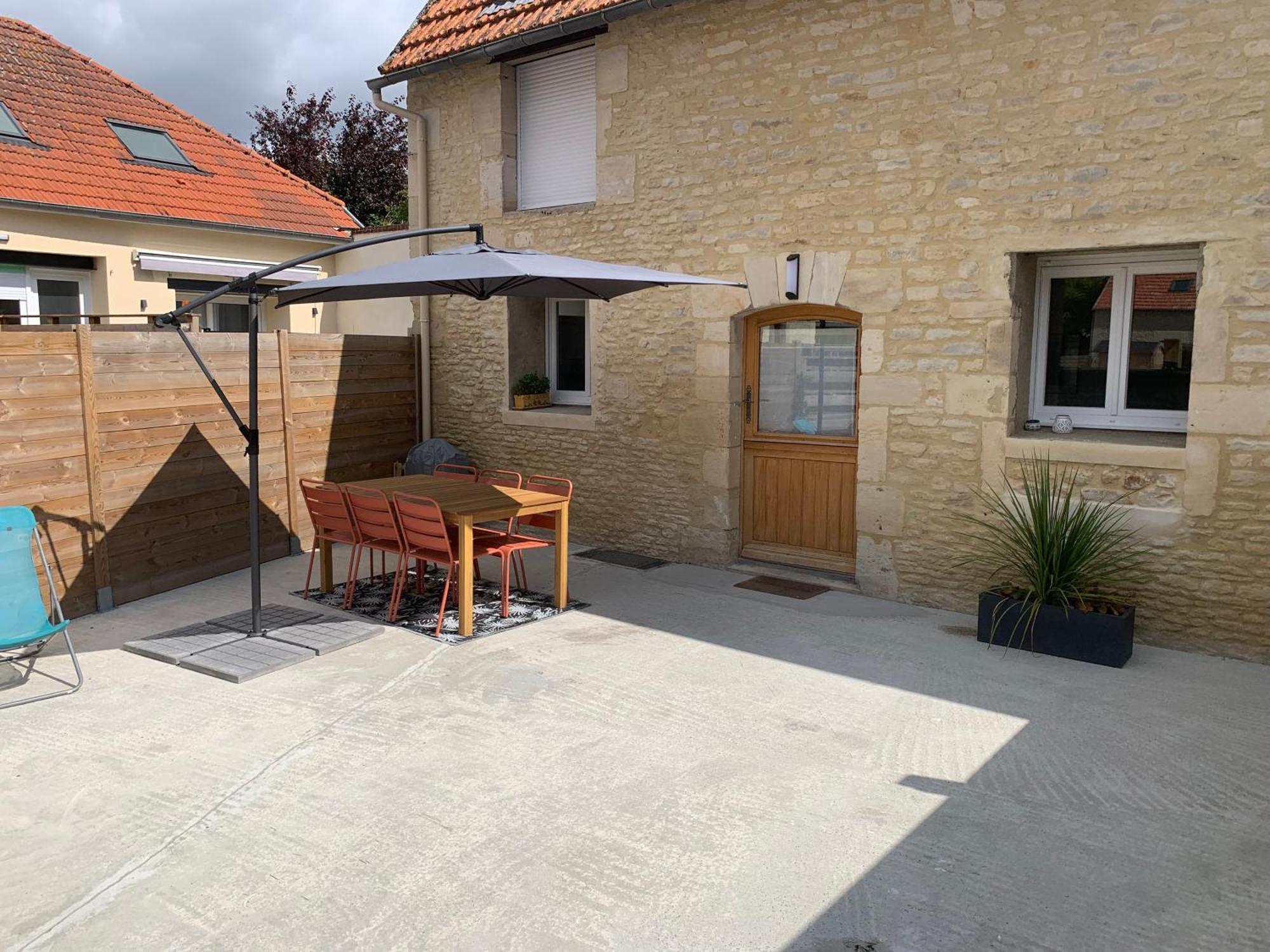 Maison Renovee Au Calme Bieville-Beuville Εξωτερικό φωτογραφία
